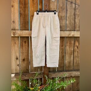 Gap Women’s Tan Cargo Pants